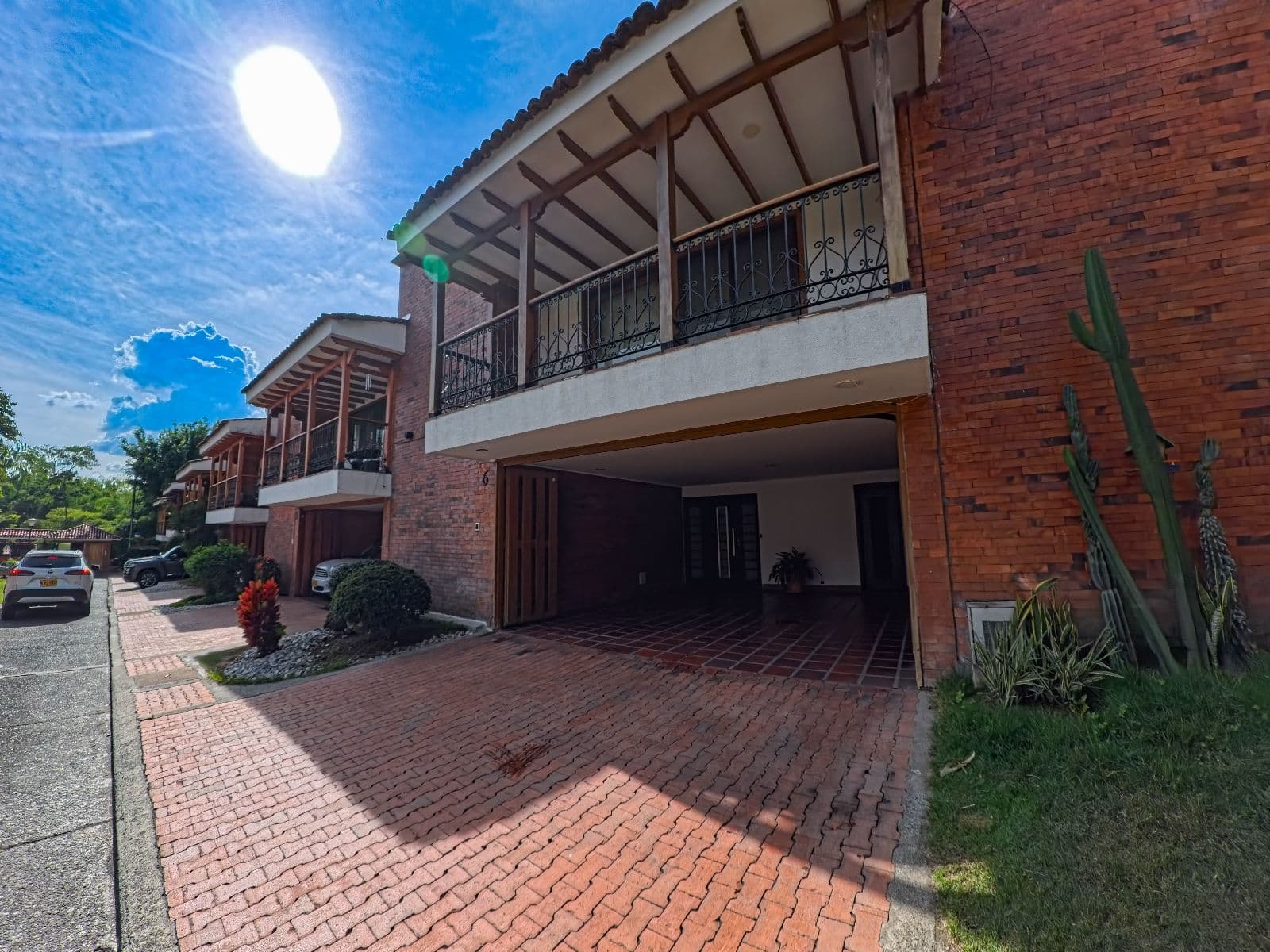 Descubre esta espectacular casa en el sector Álamos, Pereira.